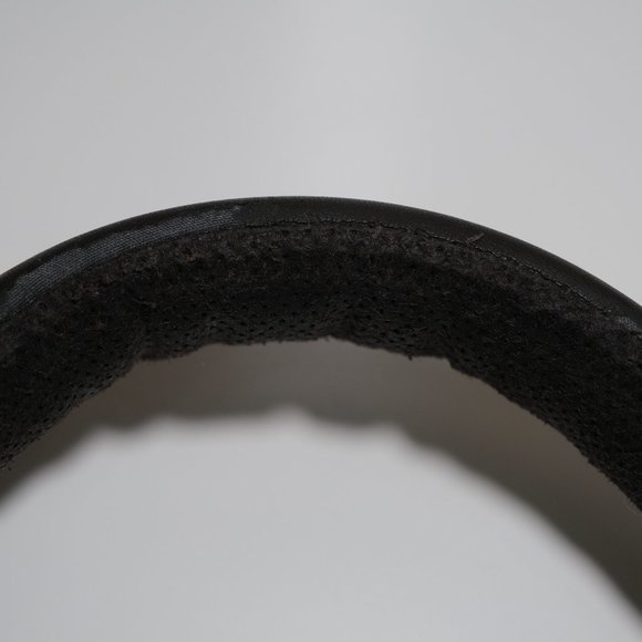 Plantronics BackBeat Pro 2 Wireless Over-ear Noise Cancelling Headphones - Picture 11 of 11